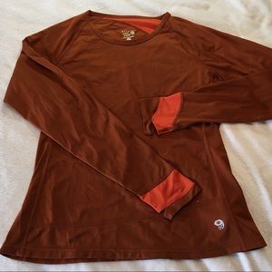 Mountain hardware long sleeve